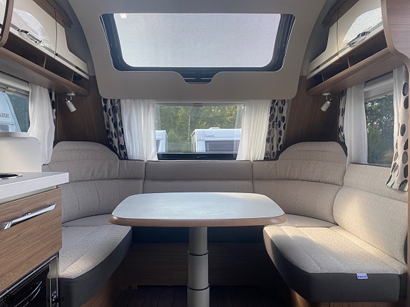 Knaus Sudwind 540 ue långbäddar 7 of 19