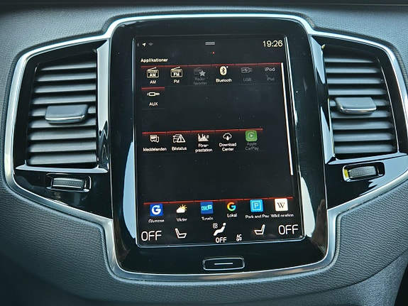 Volvo XC90 14 of 27