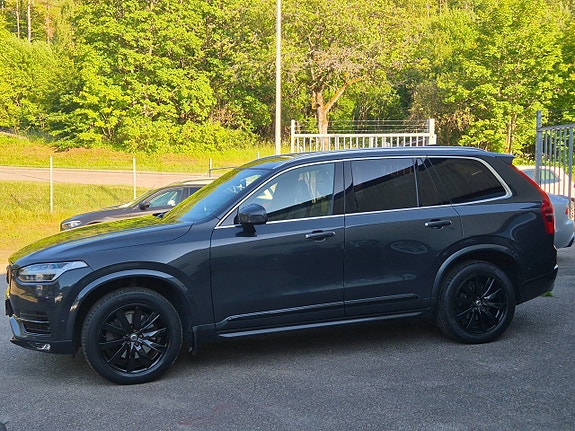 Volvo XC90 27 of 27