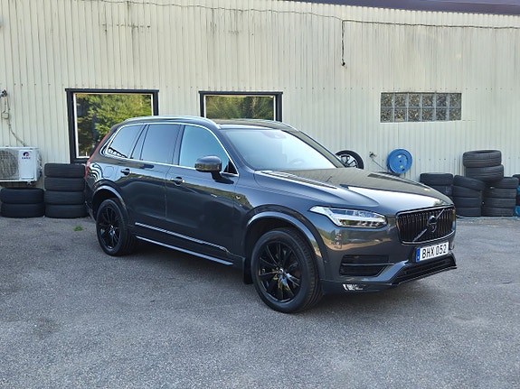 Volvo XC90 25 of 27