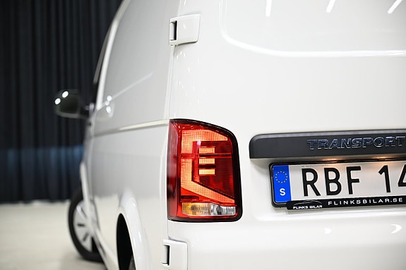 Volkswagen Transporter 13 of 30