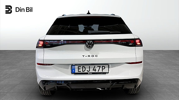 Volkswagen T-Roc 6 of 13