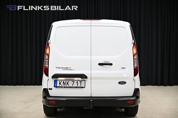 Ford Transit Connect 11 of 27