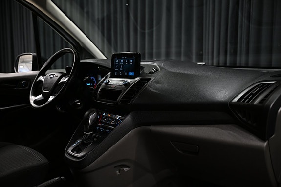Ford Transit Connect 25 of 27