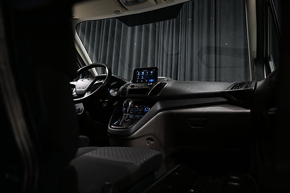 Ford Transit Connect 9 of 27