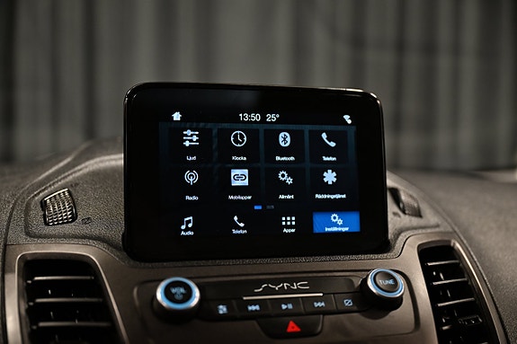 Ford Transit Connect 19 of 27