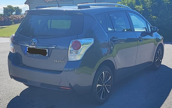 Toyota Verso 3 of 5