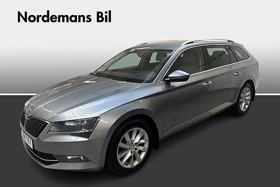 Skoda Superb 2 of 5