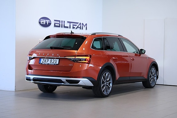 Skoda Superb 2 of 5