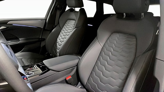 Audi A6 8 of 14