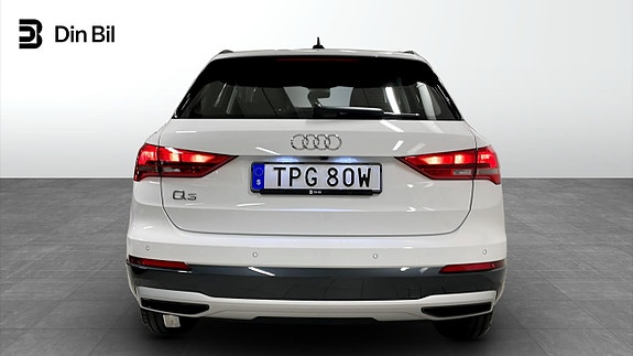 Audi Q3 5 of 5
