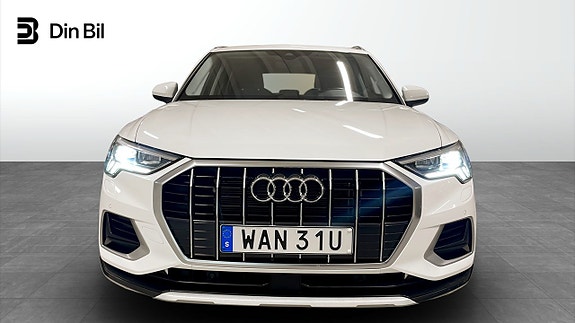 Audi Q3 4 of 5