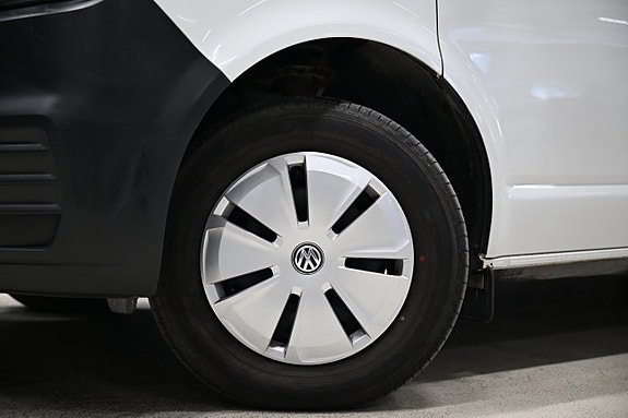 Volkswagen Caravelle 5 of 5