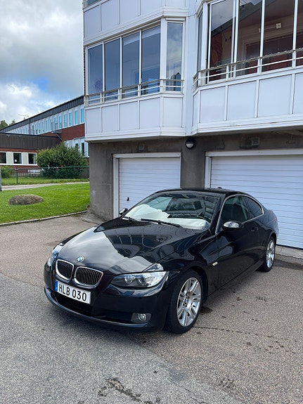 BMW 325d 2 of 8