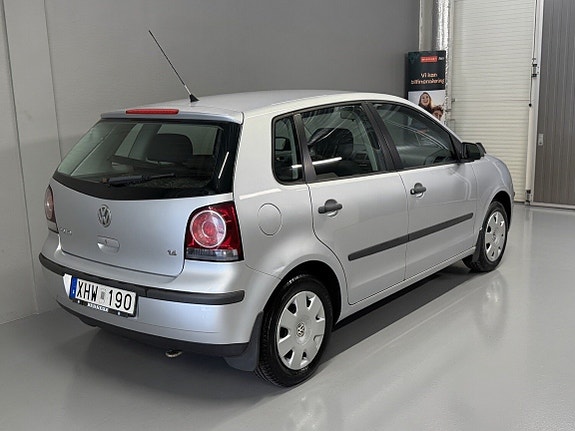 Volkswagen Polo 3 of 5