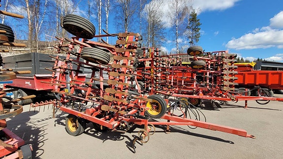 Harv Väderstad NZG 600 3 of 9