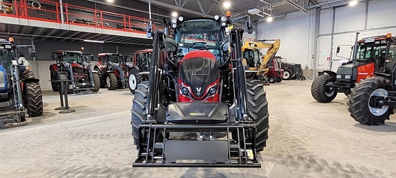 Valtra A115 HiTech / Lastare / 11 timmar 4 of 12