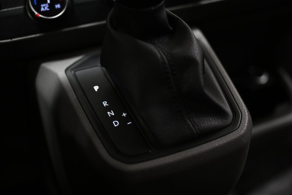 Volkswagen Transporter 24 of 29