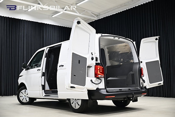 Volkswagen Transporter 8 of 29