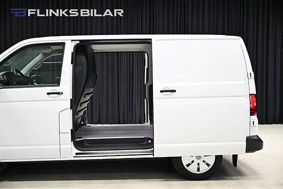 Volkswagen Transporter 6 of 29