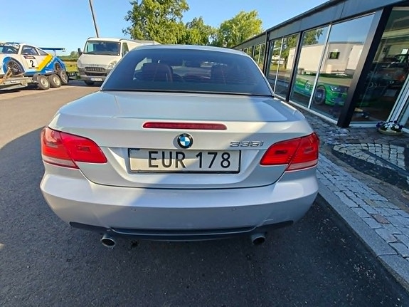 BMW 335i 6 of 10