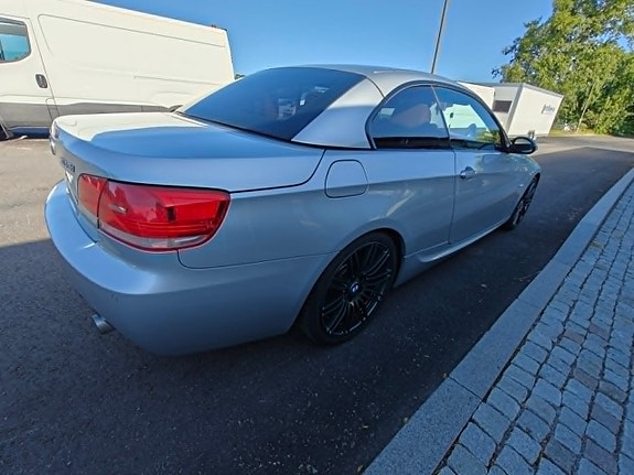 BMW 335i 5 of 5