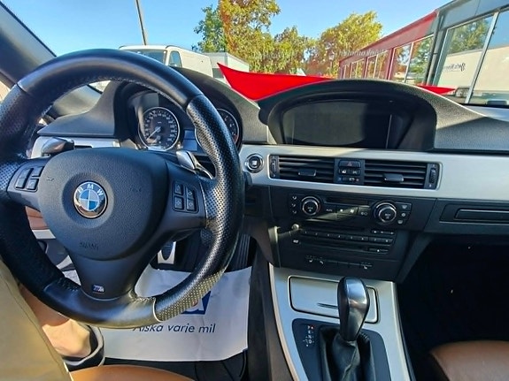 BMW 335i 2 of 5