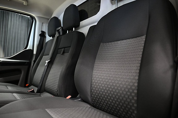 Ford Transit Custom 20 of 28