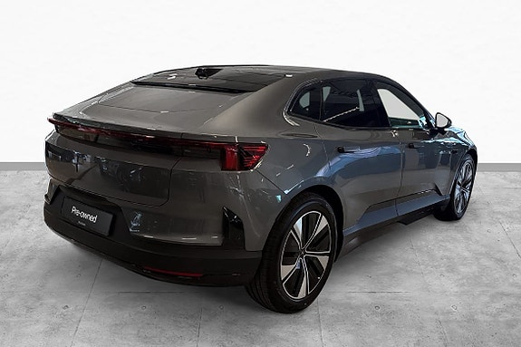 Polestar 4 17 of 30
