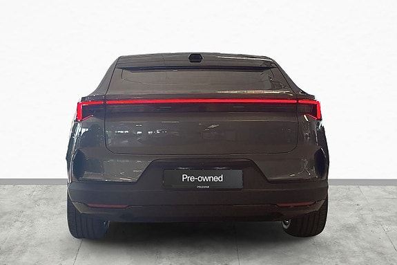 Polestar 4 9 of 30