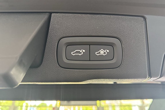 Volvo XC60 19 of 20