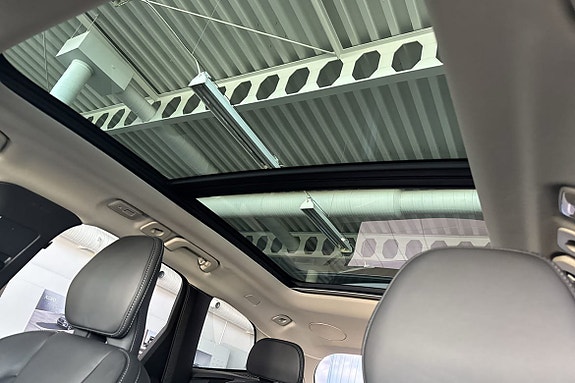 Volvo XC60 12 of 20