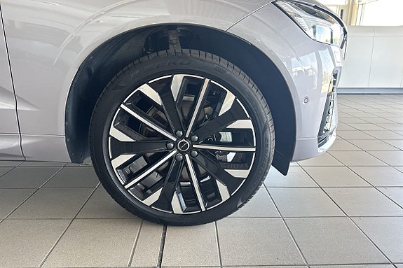 Volvo XC60 17 of 20