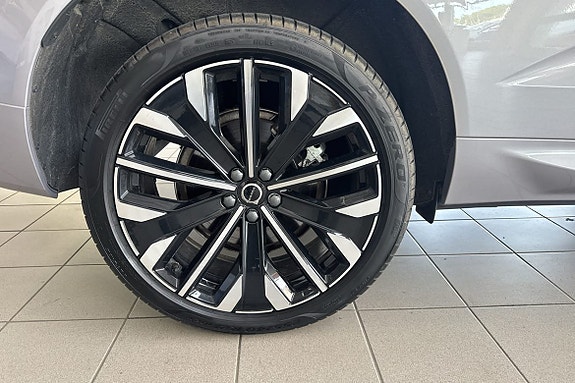 Volvo XC60 18 of 20