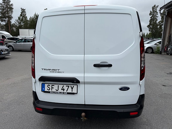 Ford Transit Connect 5 of 5