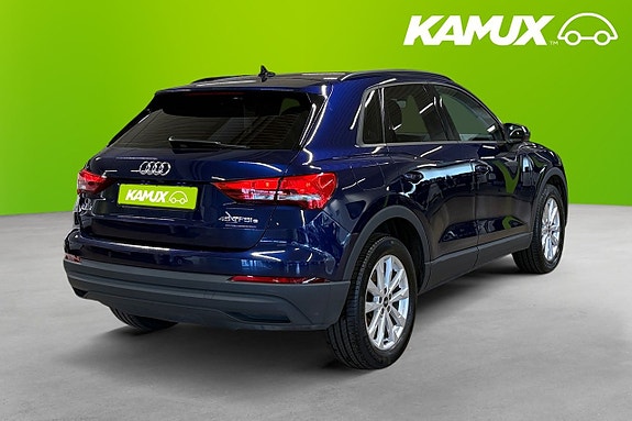 Audi Q3 4 of 5