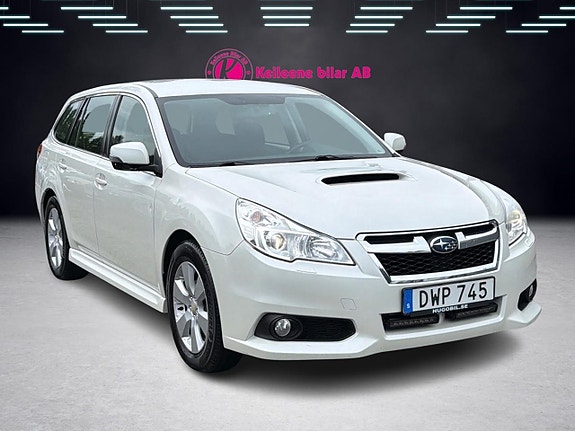 Subaru Legacy 4 of 5