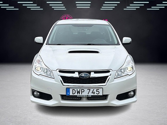 Subaru Legacy 3 of 5