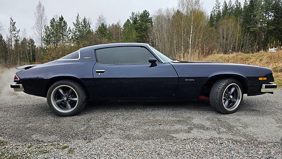 Chevrolet Camaro 3 of 5