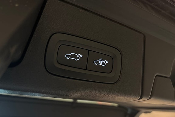 Volvo XC60 15 of 17