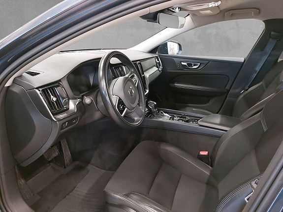 Volvo V60 Cross Country 5 of 5