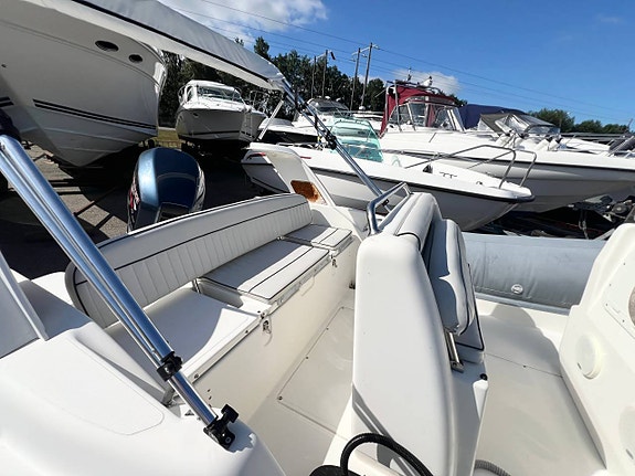 Marlin 630 RIB -99 | Evinrude 150hk | Simrad GPS | Bimini 3 of 5