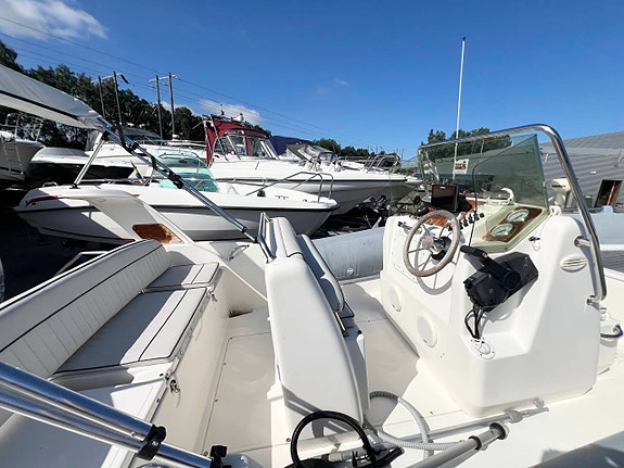 Marlin 630 RIB -99 | Evinrude 150hk | Simrad GPS | Bimini 2 of 5