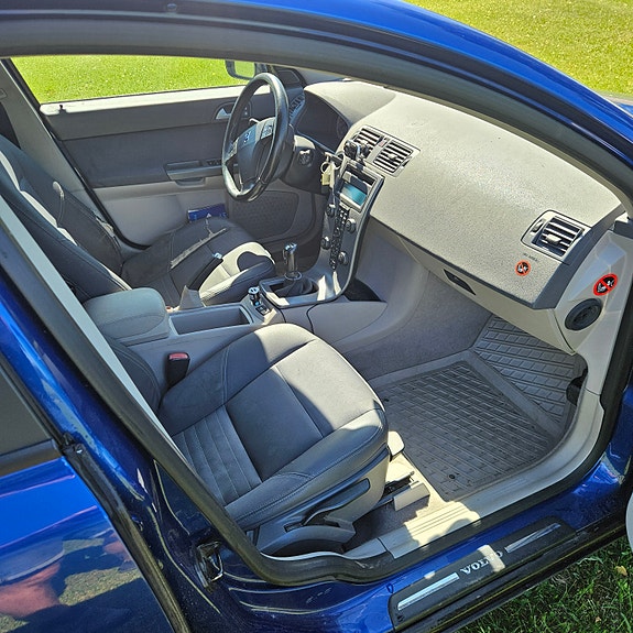 Volvo V50 10 of 10