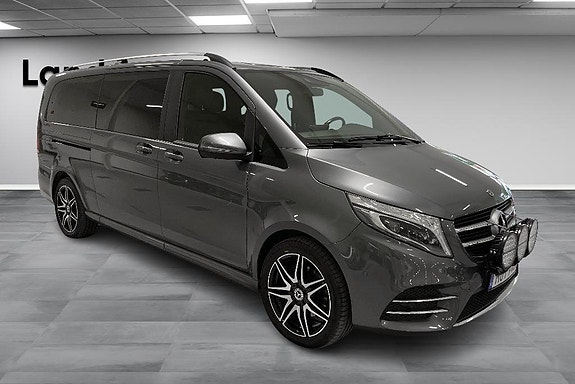 Mercedes-Benz V250 d 3 of 5