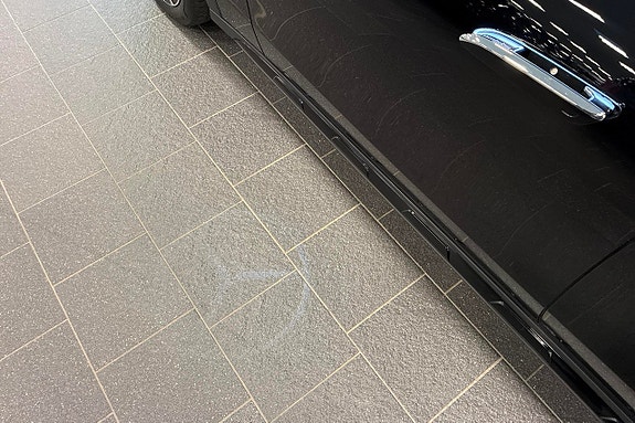Mercedes-Benz E300 de 12 of 29