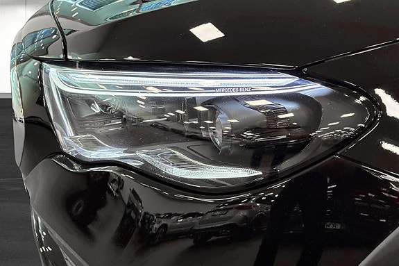 Mercedes-Benz E300 de 13 of 29