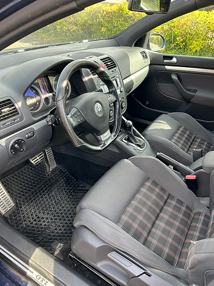 Volkswagen Golf V 5 of 10