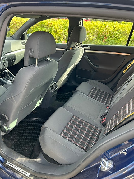 Volkswagen Golf V 6 of 10