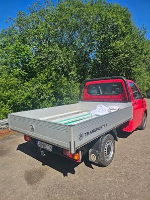 Volkswagen Transporter 3 of 5